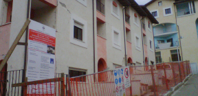 Palazzina in Via Marruvium 39, 41, 43, 45